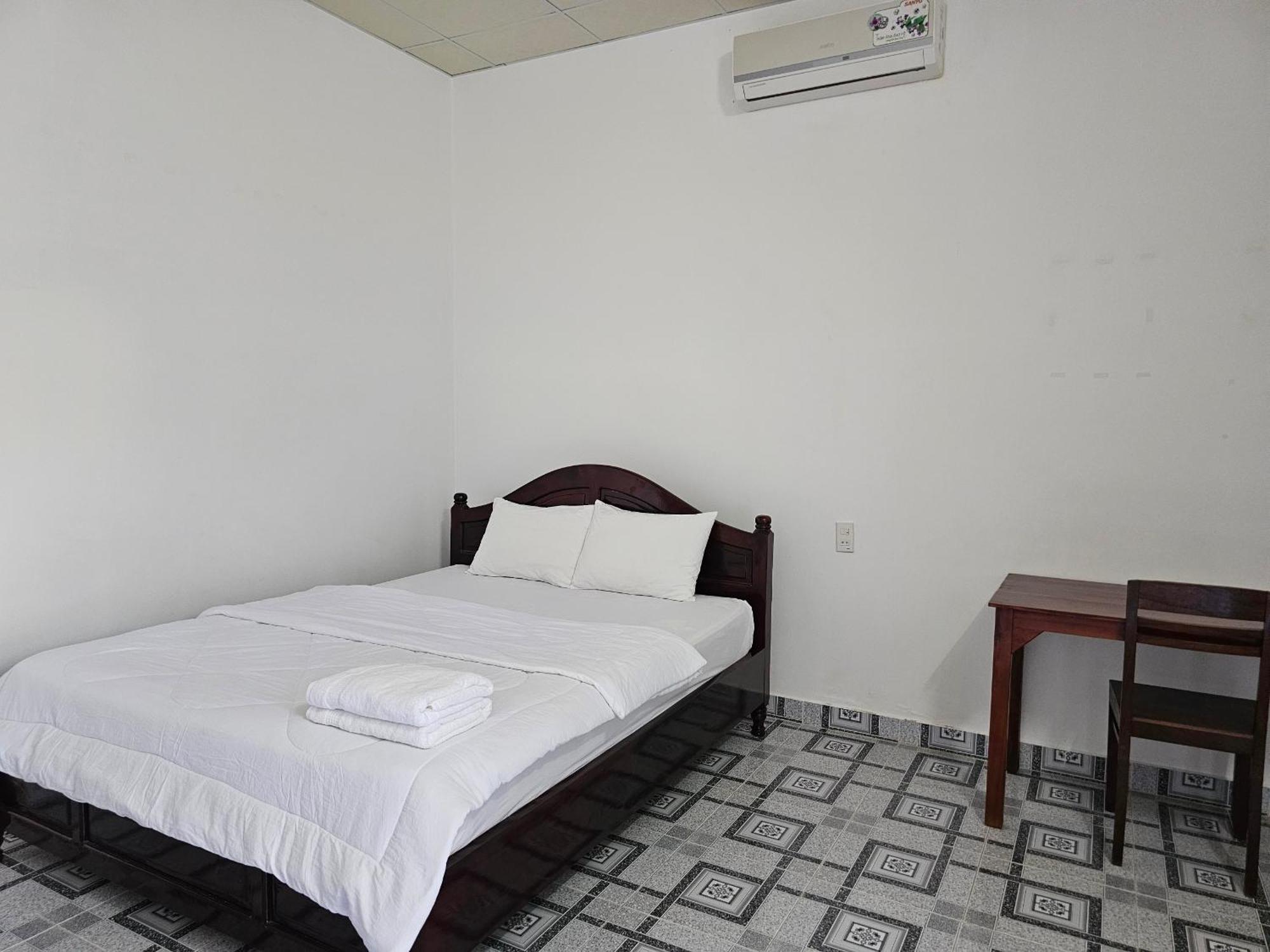 Cay Phuong Guesthouse Mũi Né Buitenkant foto