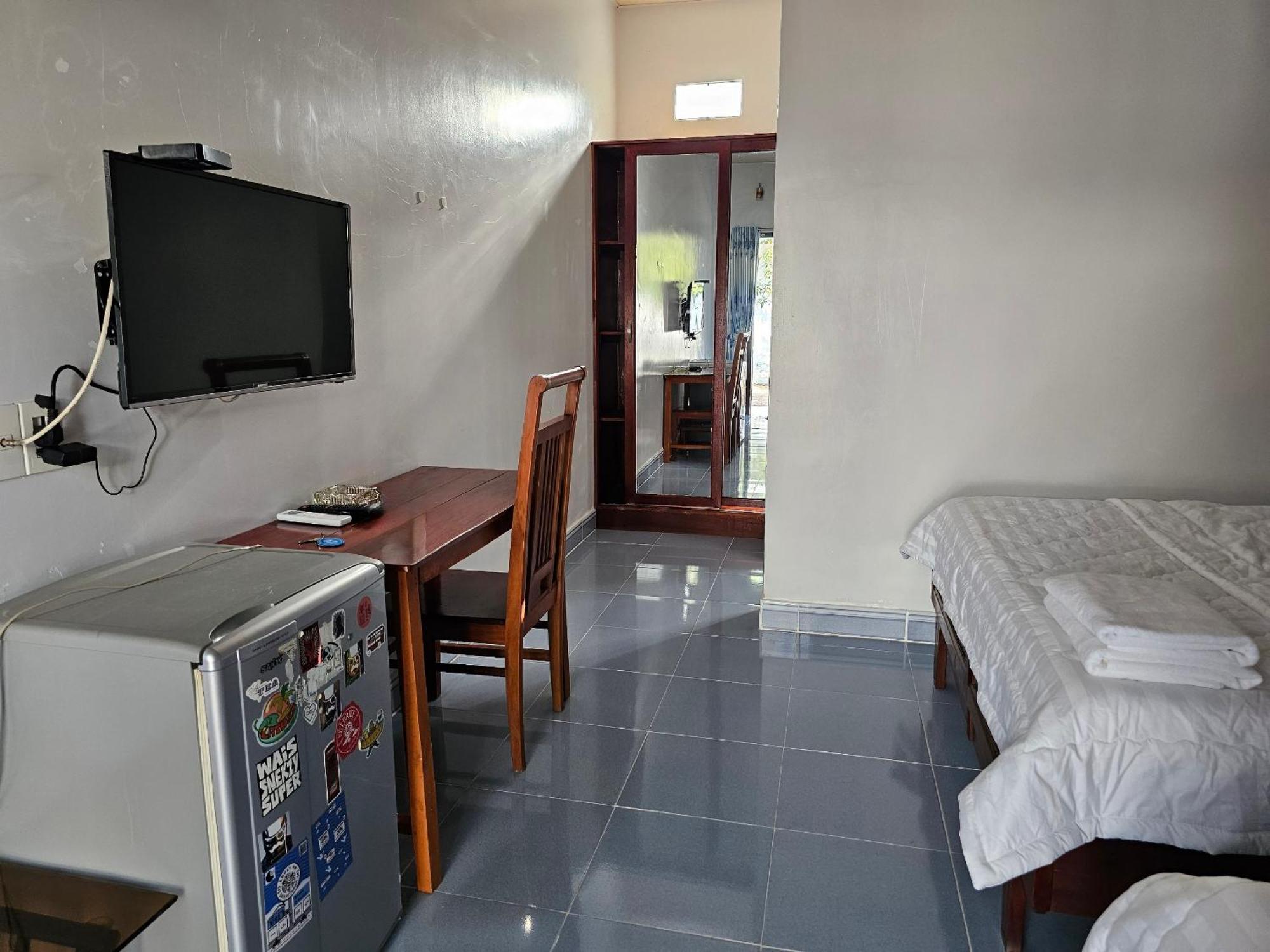 Cay Phuong Guesthouse Mũi Né Buitenkant foto