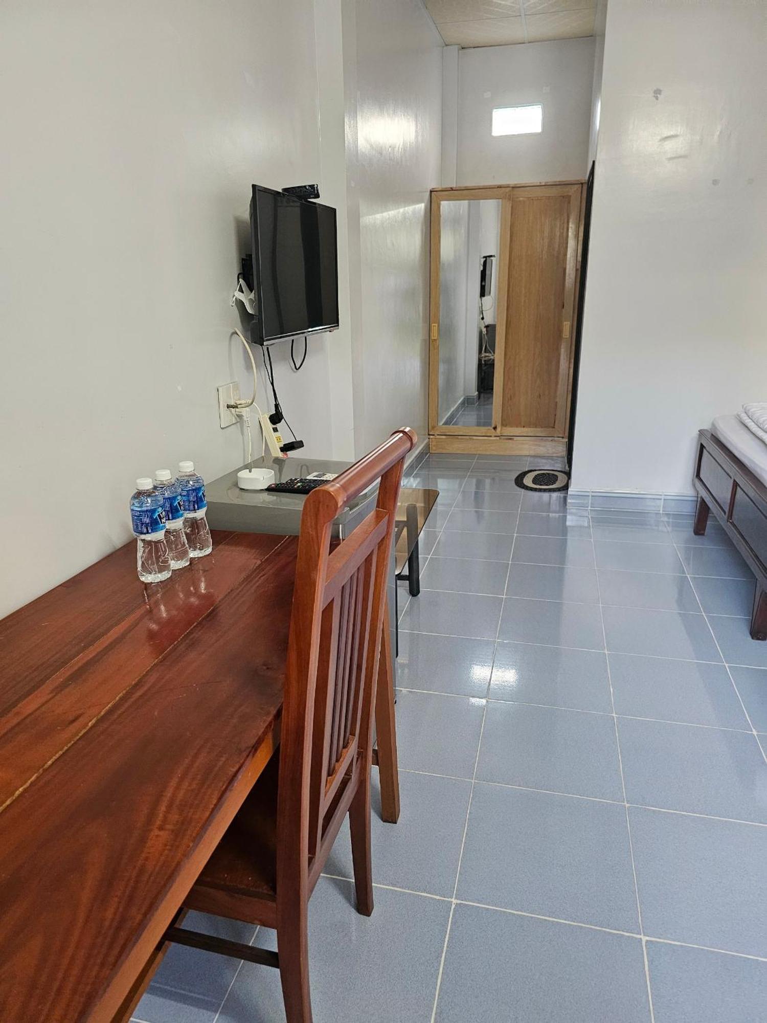 Cay Phuong Guesthouse Mũi Né Buitenkant foto