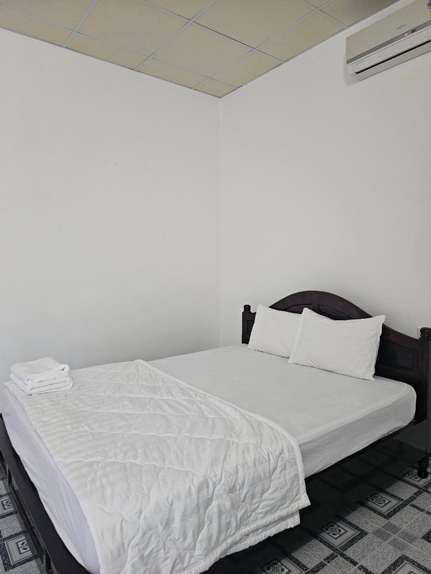 Cay Phuong Guesthouse Mũi Né Buitenkant foto